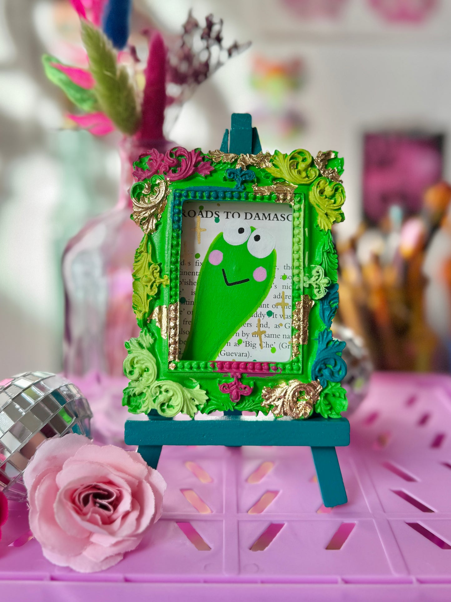 Froggy Ghost Frame - Red Bow Collection